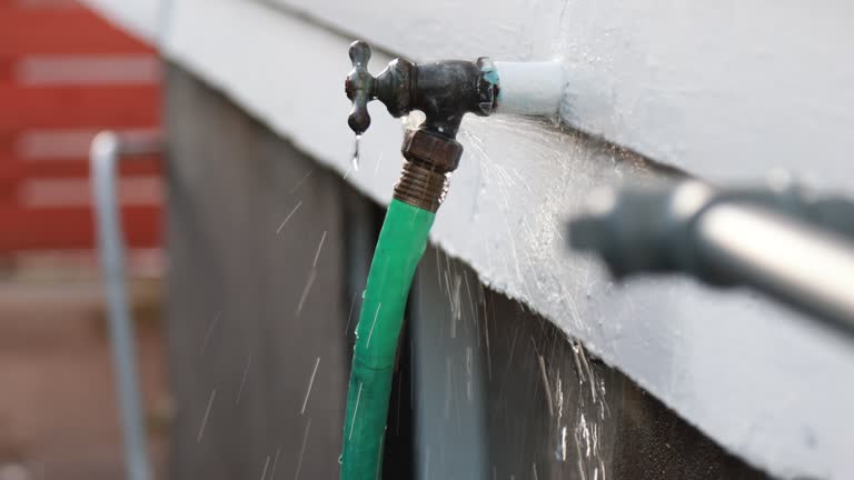 Best Siding Removal and Disposal  in Hurley, WI